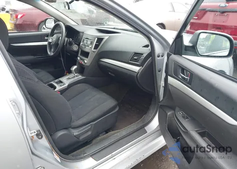 2012 Subaru Legacy 2.5I z USA, uszkodzony, nr VIN 4S3BMBA65C3033994